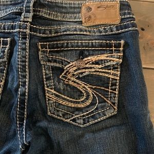Silver Jeans Jeans - Silver Jeans distressed size 27 Silver Jeans Jeans - Silver Jeans distressed size 27